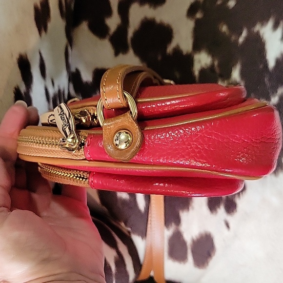 Valentina red leather purse. - Picture 9 of 9